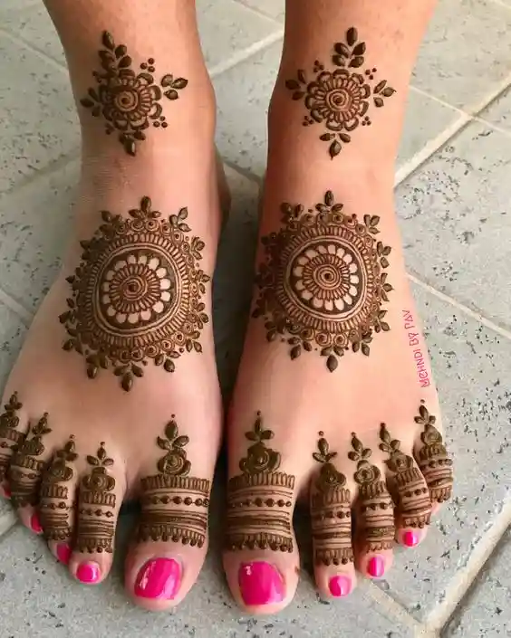 মেহেদী ডিজাইন ফটো