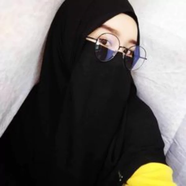 cute hijab girl pic
