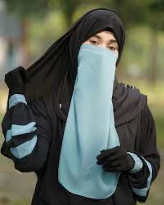 cute hijab girl pic