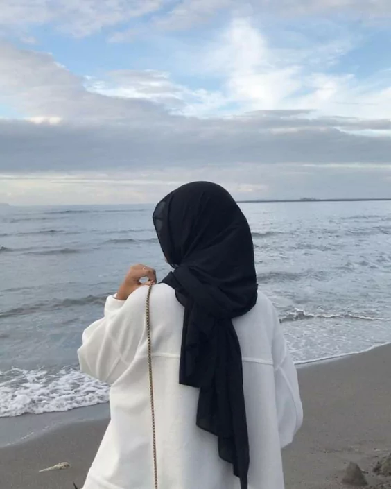 hijab girl pic
