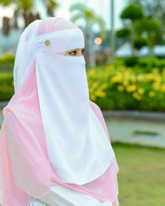 cute hijab girl pic