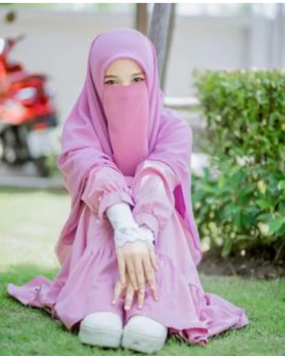 cute hijab girl pic
