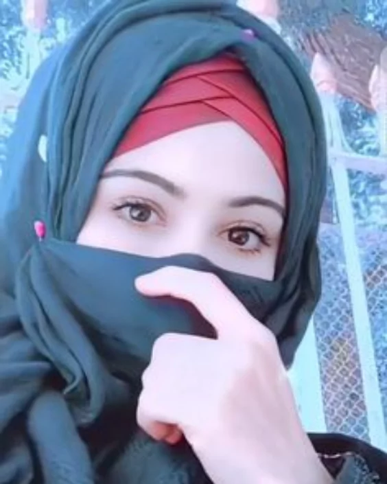 cute hijab girl pic