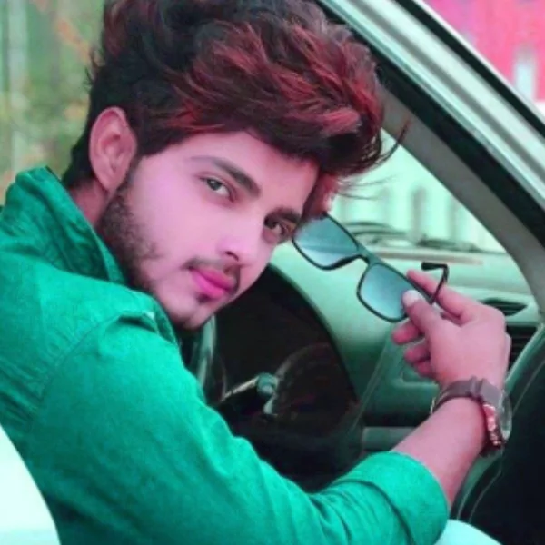 স্মার্ট ছেলেদের পিক