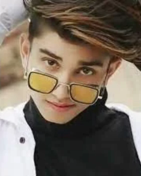	
কিউট ছেলে পিক