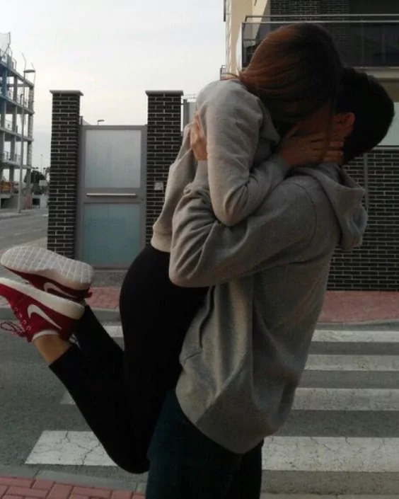 hug images