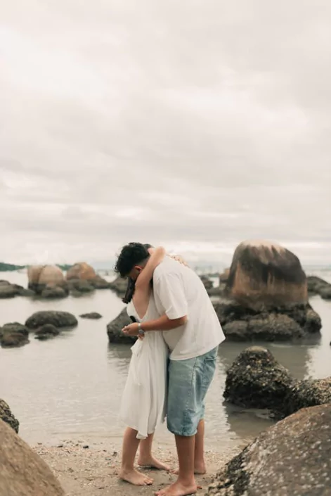 hug images