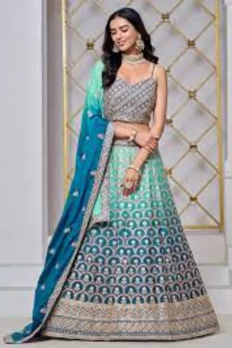 লেহেঙ্গা পিকচার