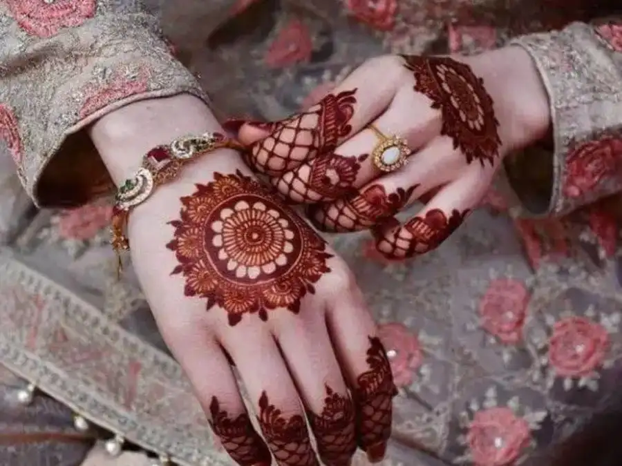 সহজ মেহেদী ডিজাইন