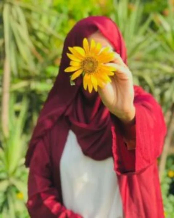 দুষ্ট মেয়েদের পিক