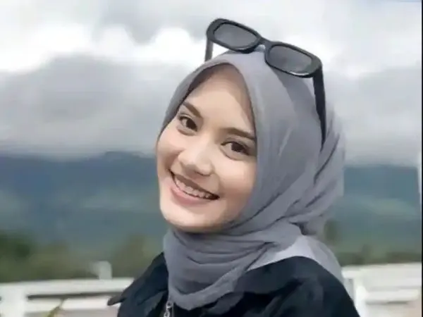 বোরকা পরা পিক