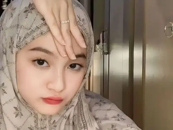 বোরকা পরা পিক