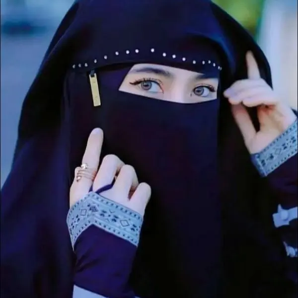 বোরকা পরা পিক