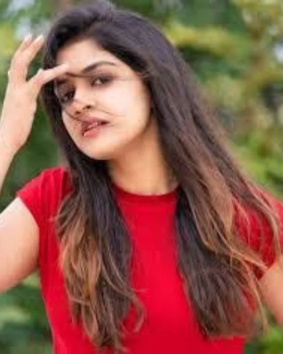 দুষ্ট মেয়েদের পিক ডাউনলোড