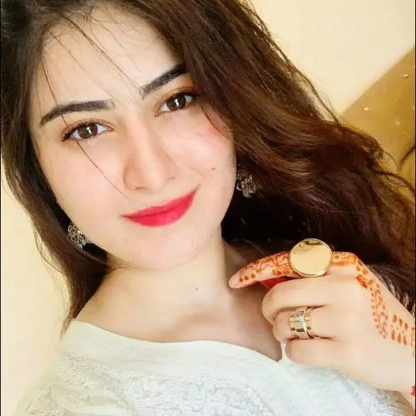 সুন্দর প্রোফাইল পিকচার মেয়েদের