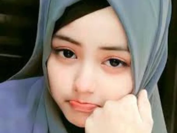 দুষ্ট মেয়েদের পিকচার