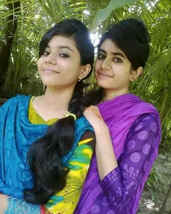 গ্রামের মেয়েদের পিক ডাউনলোড