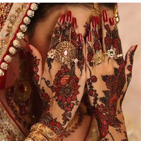ব্রাইডাল মেহেদী ডিজাইন সিম্পল