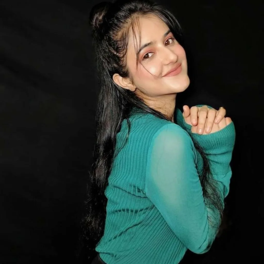 Profile Picture Girl