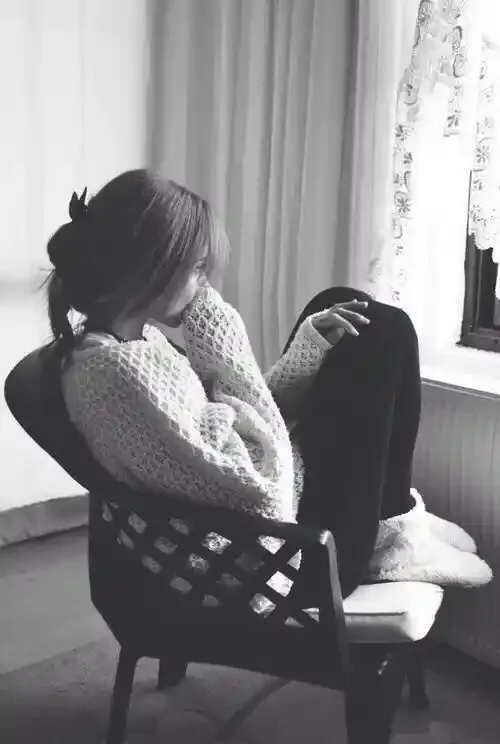 Sad Alone Girl DP ┃ Sad Alone Girl Pic