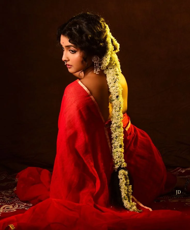 হিন্দু মেয়েদের পিক