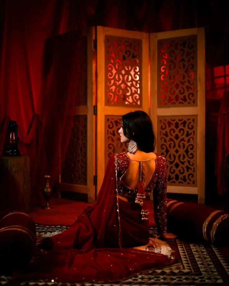 হিন্দু মেয়েদের পিক