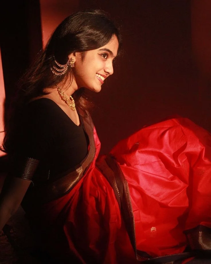 হিন্দু মেয়েদের পিক